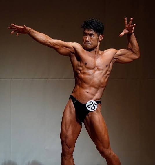金田あきひと